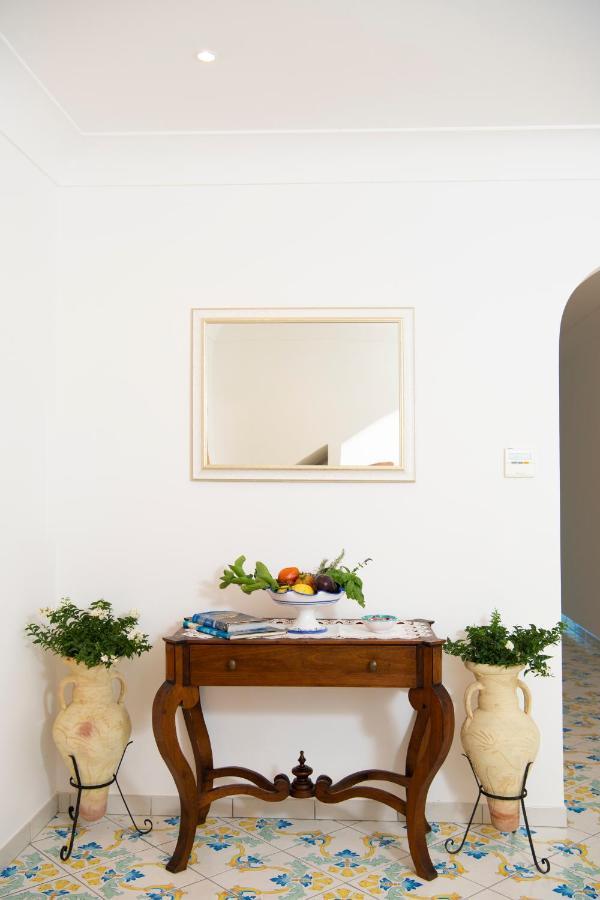 La Borragine Rooms Positano Exterior photo