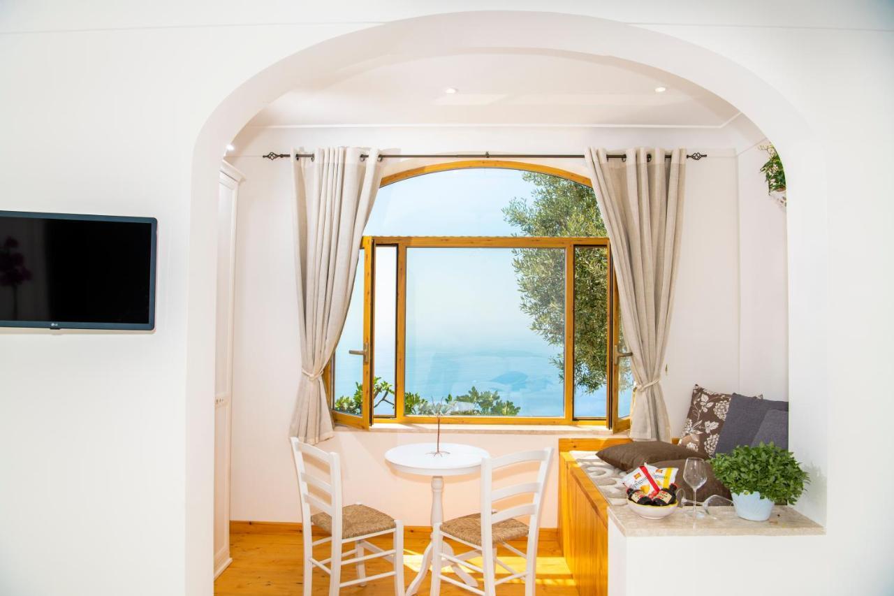 La Borragine Rooms Positano Exterior photo